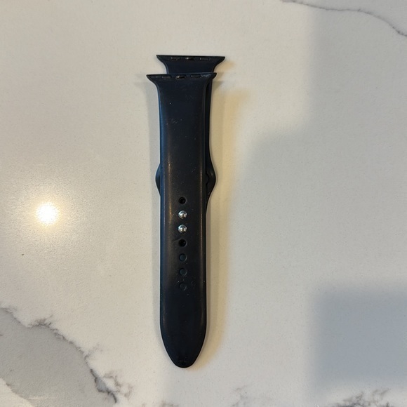 Black Apple Watch band‎ - Picture 1 of 3